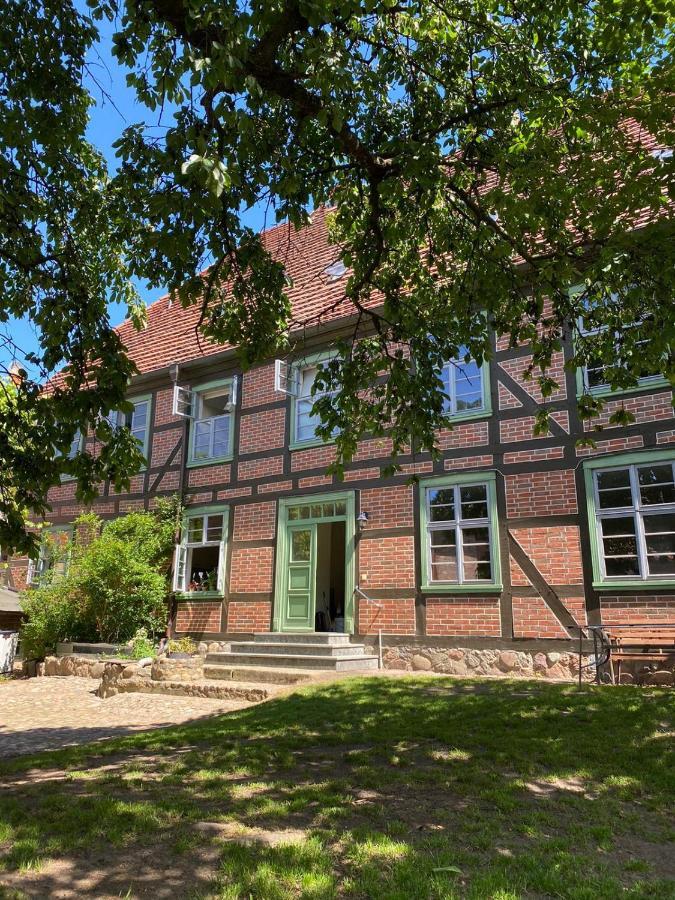 Apartment Altes Pfarrhaus in Plau am See Exterior foto
