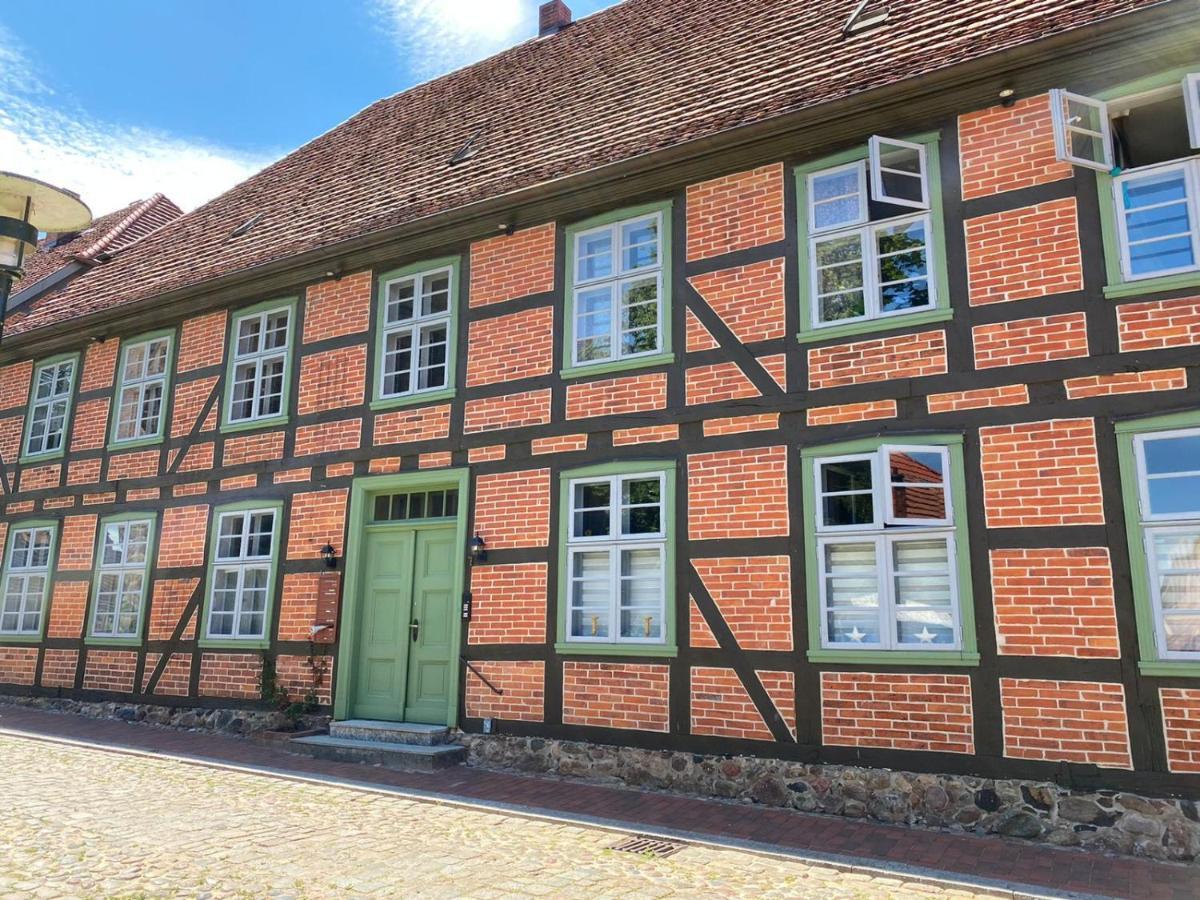 Apartment Altes Pfarrhaus in Plau am See Exterior foto